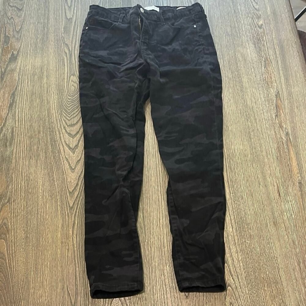 Social Standard By Sanctuary Ankle Skinny Jeans High Rise Black Camouflage Sz 6
